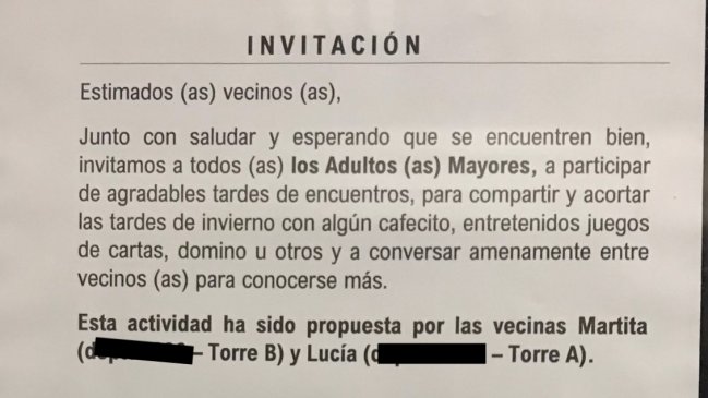 Tierna vecina sacó aplausos por invitar a todos los adultos mayores de su edificio a compartir