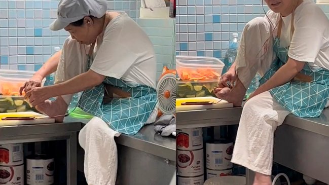  Graban a cocinera cortándose las uñas de los pies en restaurante vegano de República Checa  