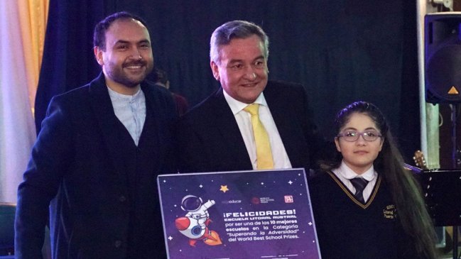 En el top ten: Escuela de Aysén recibió reconocimiento mundial en superación de la adversidad