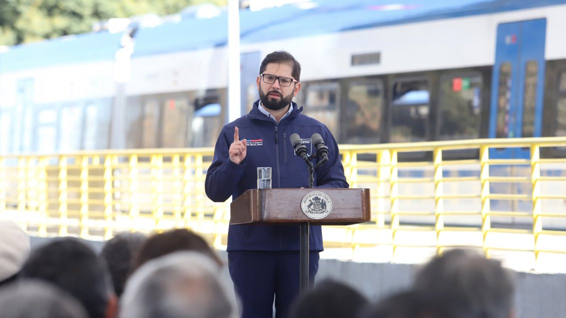 Presidente Boric criticó cambio de discurso de la derecha por filtración del diputado Mellado