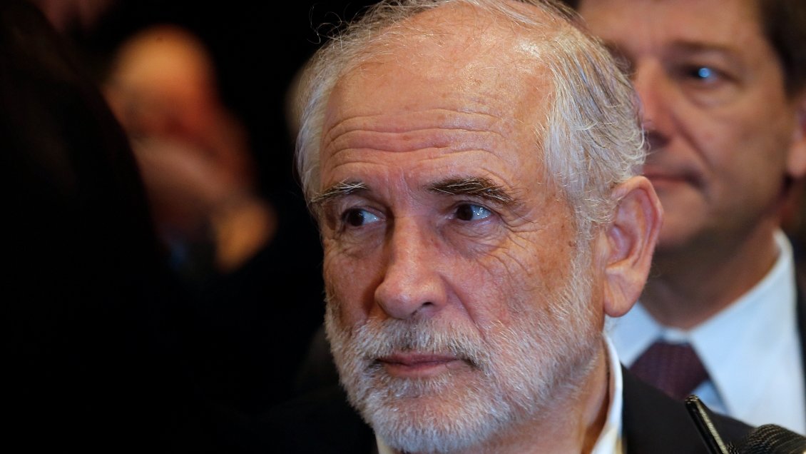 Ministro Montes: Contrato de pareja de diputada Pérez y exseremi fue un 