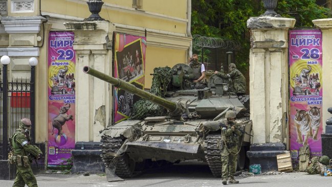 Prigozhin anuncia que Wagner se retira a sus bases para evitar un derramamiento de sangre