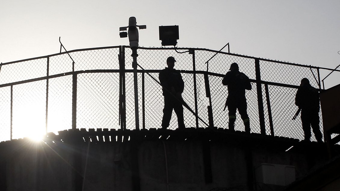 Gendarme ingresó marihuana, pasta base y celulares a la Cárcel de Alto Hospicio