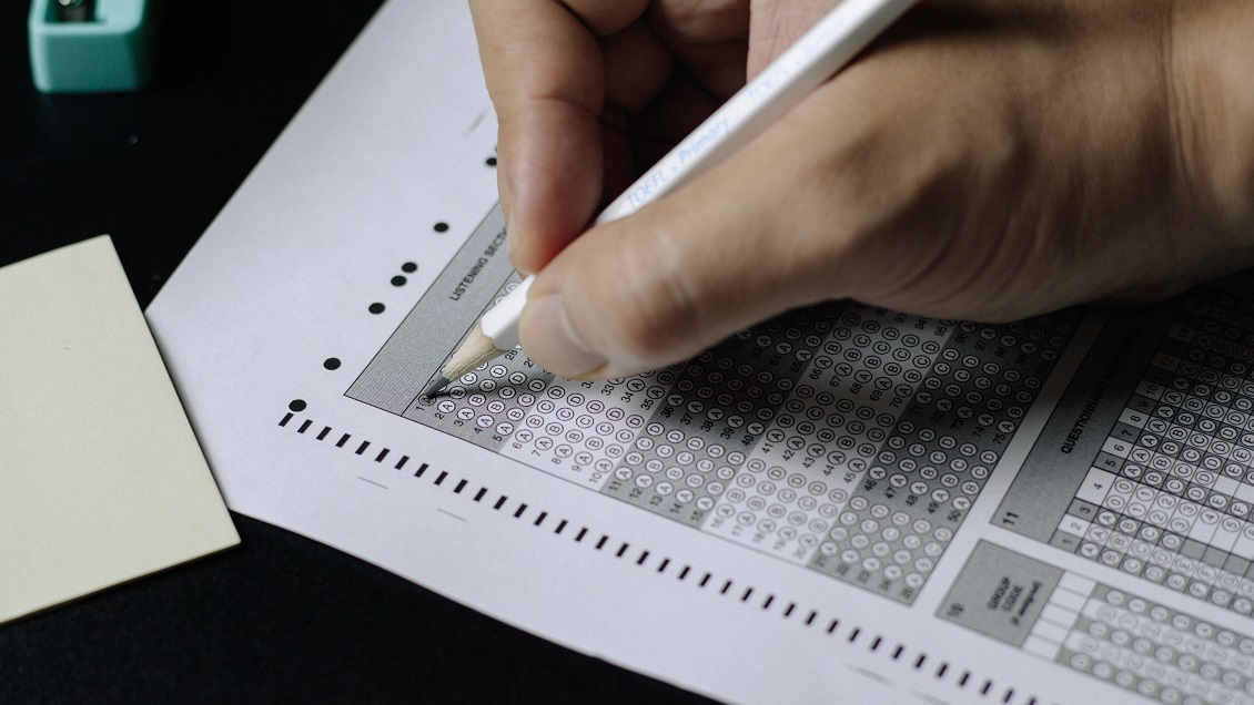 Millonario fracasa 27 veces en la prueba de ingreso a la universidad en China