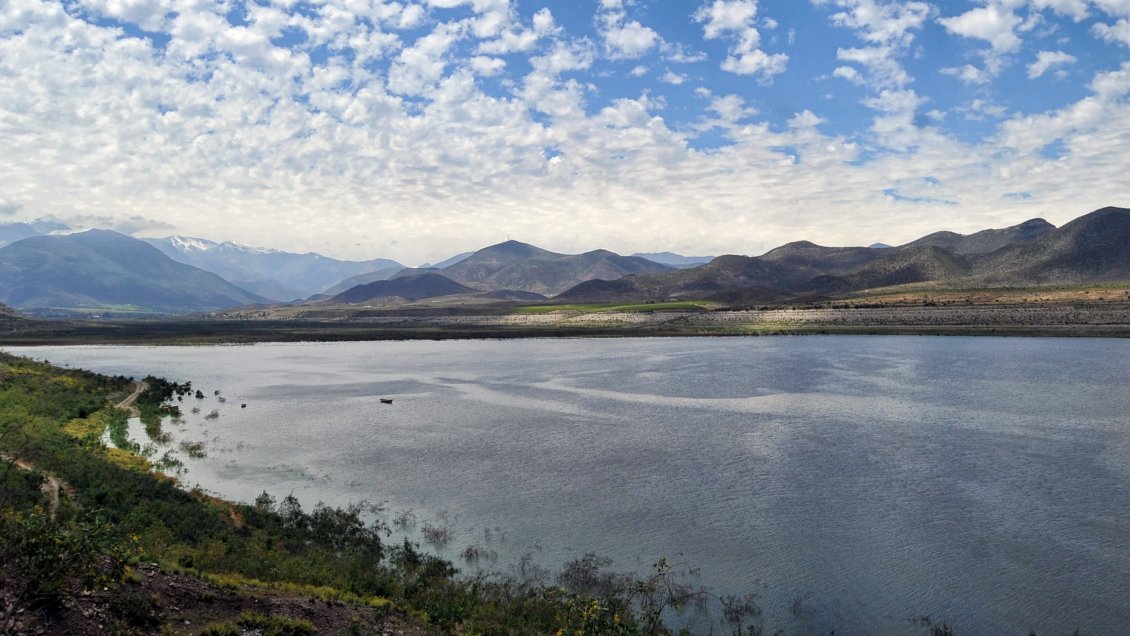 Tras últimas lluvias, embalses chilenos tienen 34% más agua que el año pasado