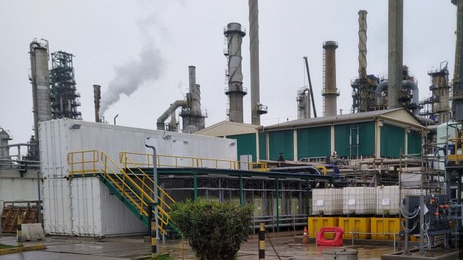   ENAP arriesga multa de casi 3.800 millones por exceder límite de emisiones 