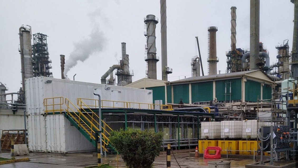 ENAP arriesga multa de casi 3.800 millones por exceder límite de emisiones