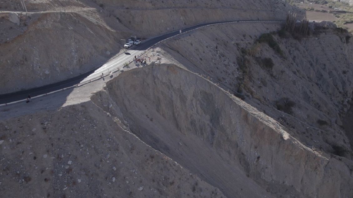 Deslizamiento de tierra pone en riesgo seguridad de principal ruta en Paihuano