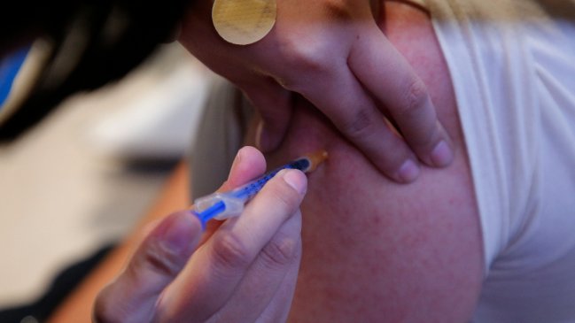  Minsal refuerza llamado a vacunarse contra la influenza  