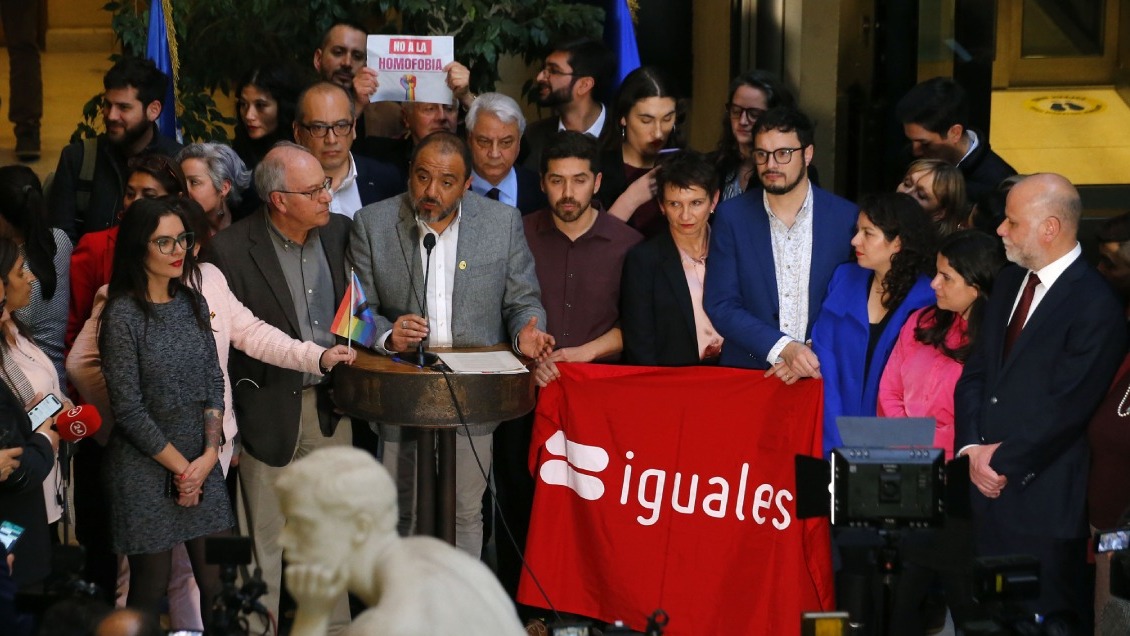 Fracaso y división de Chile Vamos: El saldo de la acusación constitucional contra Ávila