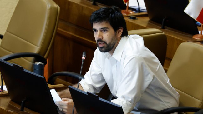 UDI lleva al Tribunal Supremo al diputado Joaquín Lavín: Votó contra la acusación a Ávila