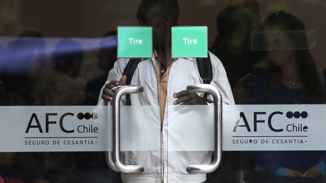 Despidos por necesidades de la empresa llegaron a casi 230.000 en el primer semestre