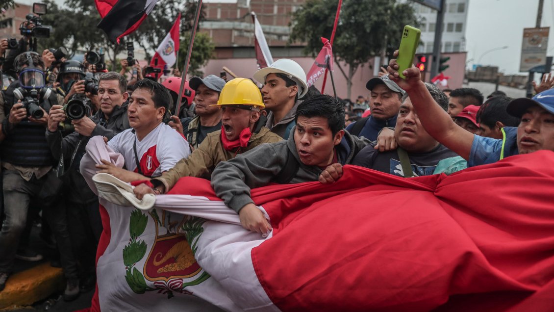 Cerca de 21 mil peruanos marcharon contra el gobierno de Dina Boluarte
