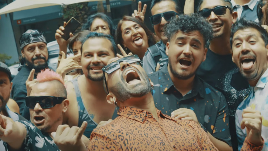 Tomo como rey lanza Somos amigos