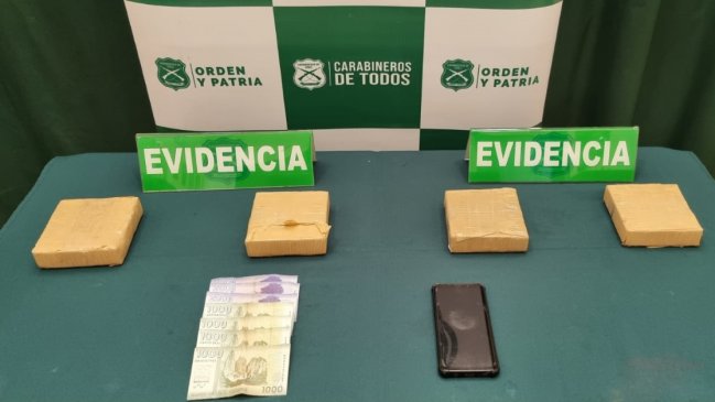 Carabineros detuvieron a sujeto que portaba más de dos kilos de cocaína en Puerto Montt