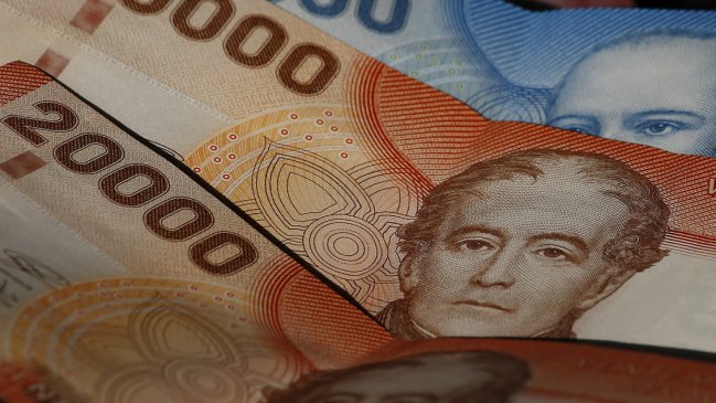  Expresidente del Central propone eliminar billetes de 10 y 20 mil pesos  