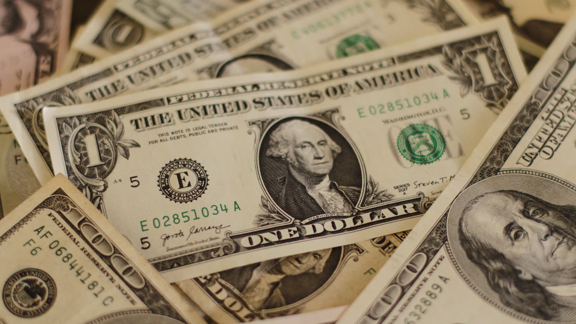 Detienen a dos personas por intentar trasladar medio millón de dólares de Bolivia a Chile