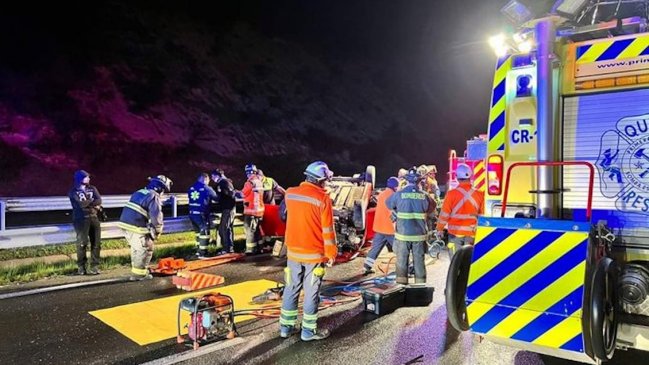 Quilpué: Dos mujeres fallecieron al volcar su vehículo