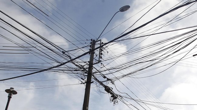   Robo de cables provocó corte masivo de luz en Iquique 