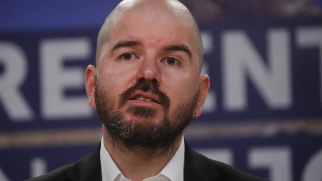 Partido Republicano bajará acusación constitucional tras renuncia de Giorgio Jackson