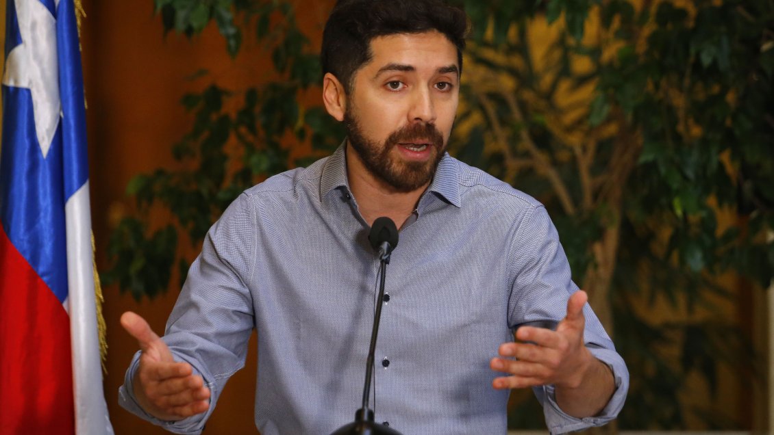 Diputado Santana y reforma de pensiones: Espero que en la derecha prime el sentido democrático