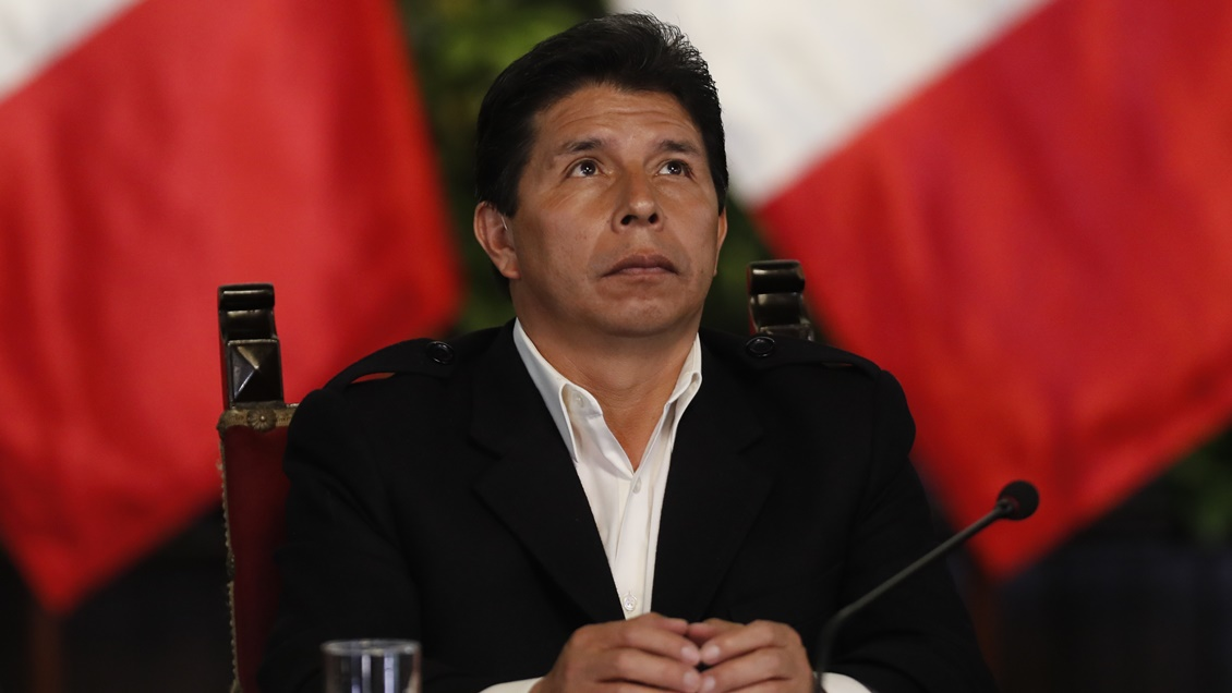 Justicia de Perú amplió en ocho meses la investigación contra Castillo por golpe de Estado