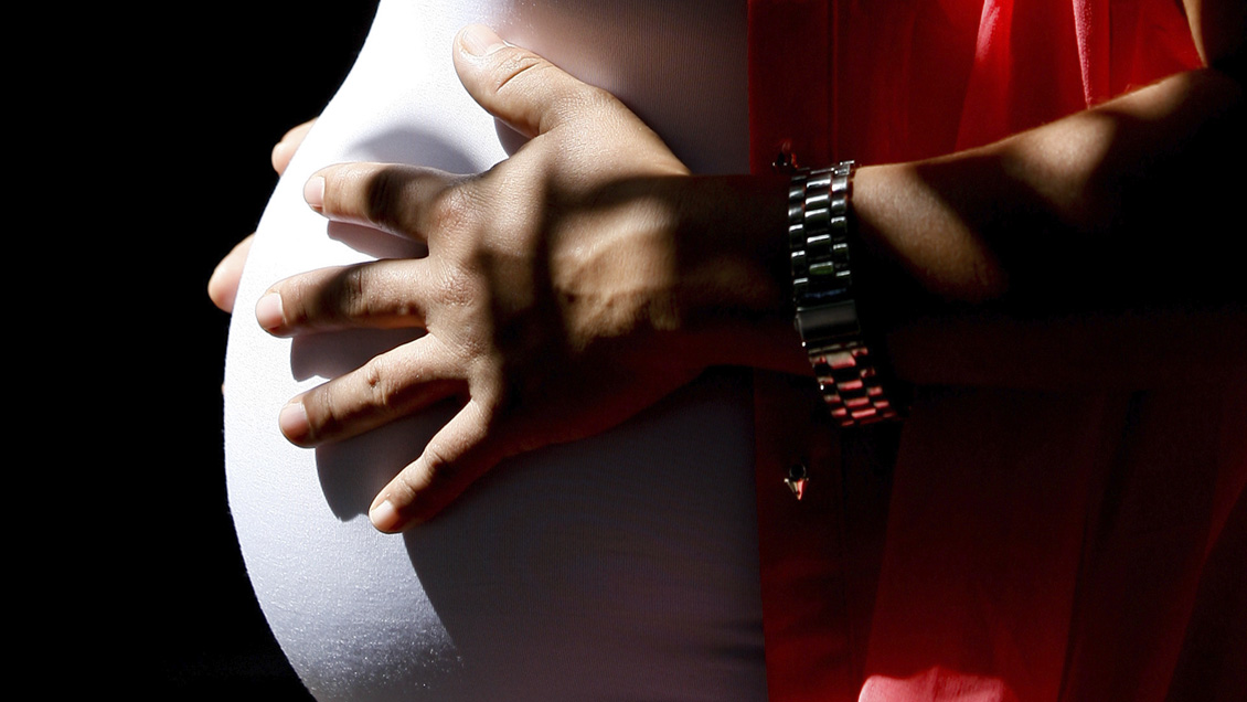 Falta de recambio poblacional: Causas y efectos de la baja en los nacimientos en Chile