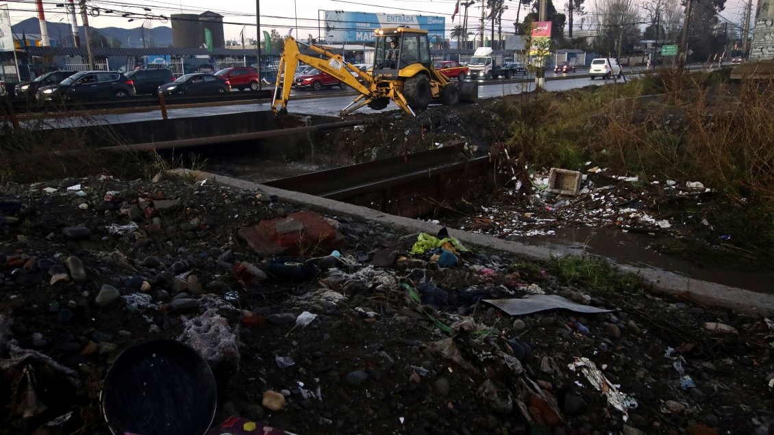 [Audio] Acumulación de basura en canal Santa Marta: Alcalde repudia la ...