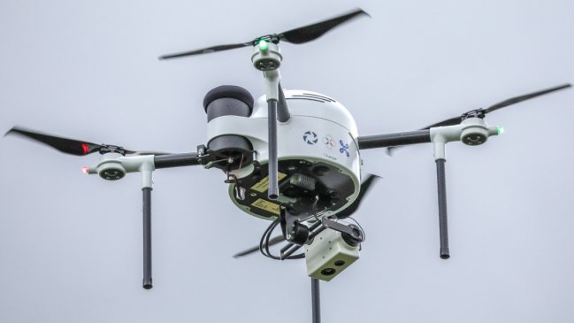 Ucrania lanzó aluvión de drones en represalia por ataque ruso contra un teatro