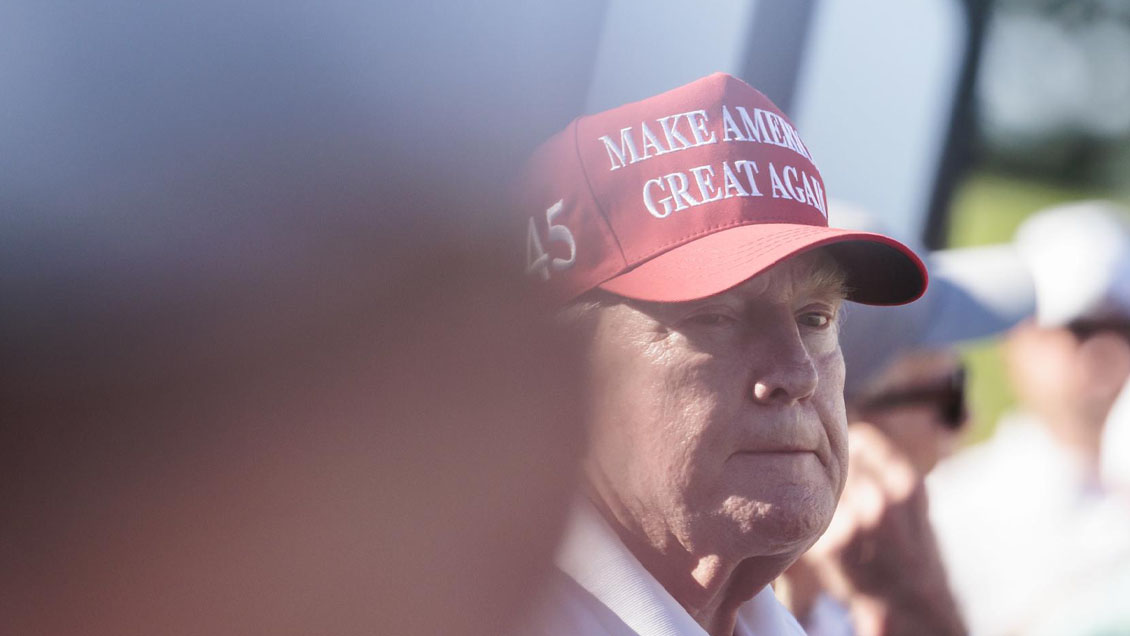 Trump afirma que este jueves se entregará a las autoridades