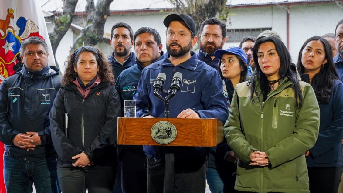 Por hasta 5 millones: Presidente Boric anunció bono para agricultores afectados