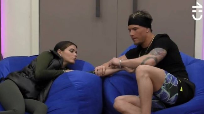 Gran Hermano: Fanáticos expectantes por coqueteos entre Cony y Rai