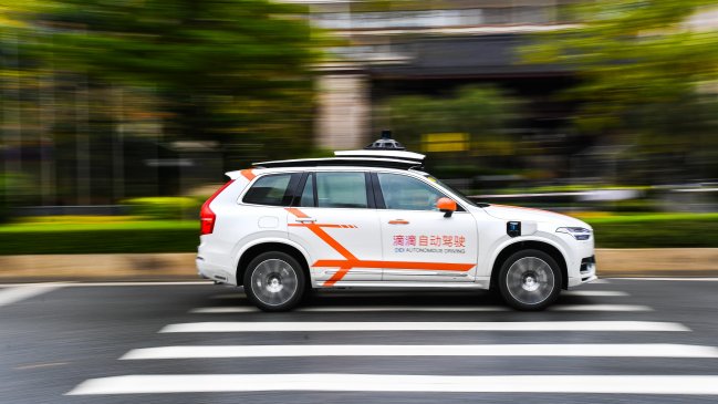 Empresa automotriz Xpeng compró la filial de vehículos eléctricos de DiDi