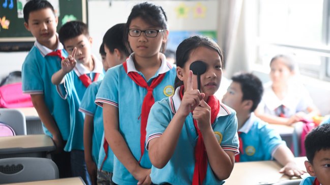 Escuelas chinas deben garantizar dos horas de ejercicio físico de alumnos