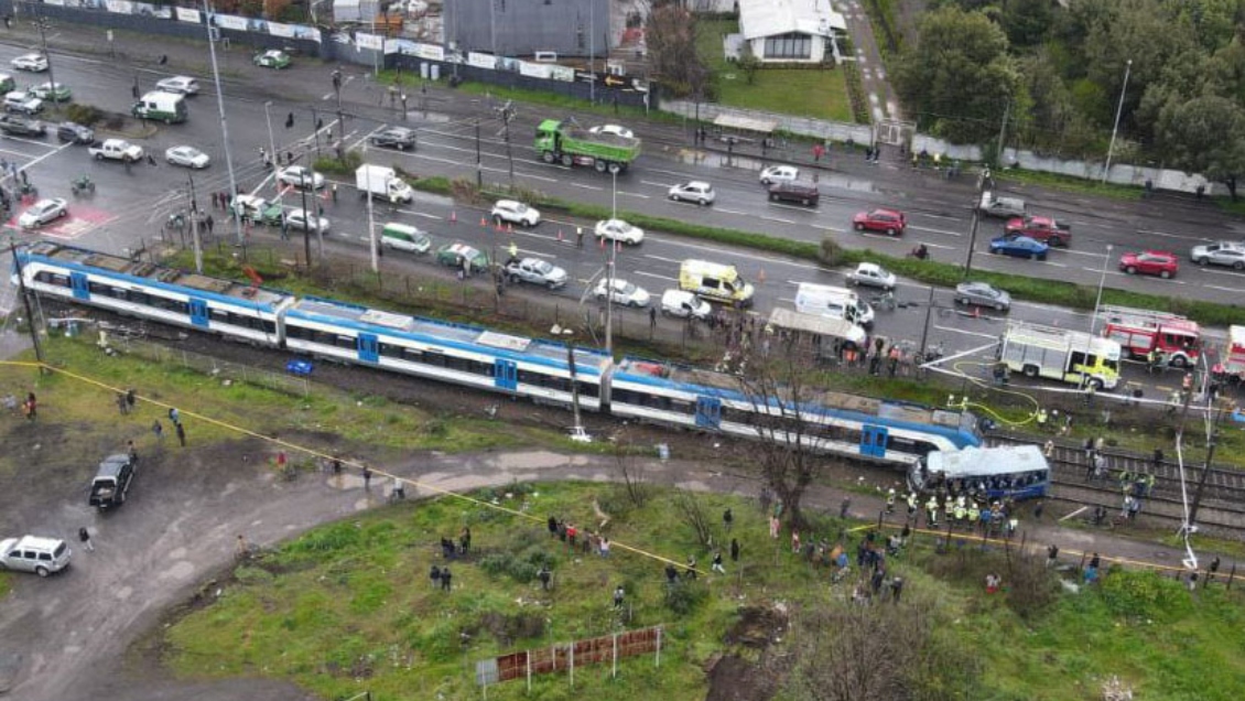 Vecinos de Boca Sur exigen nueva estación del Biotrén tras fatal accidente