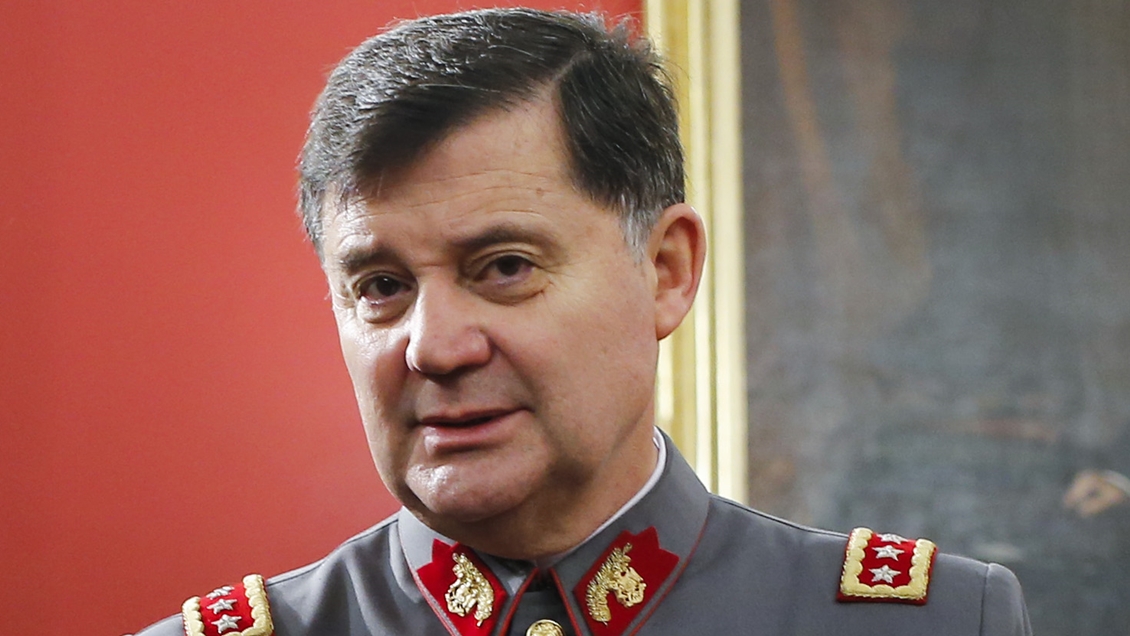 Dichos de general (r) Martínez contra Pinochet dividen a diputados