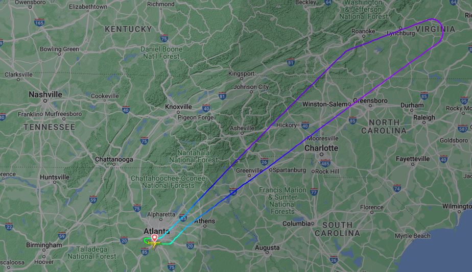 Avión tuvo que devolverse por diarrea de pasajero Avión tuvo que devolverse por diarrea de pasajero