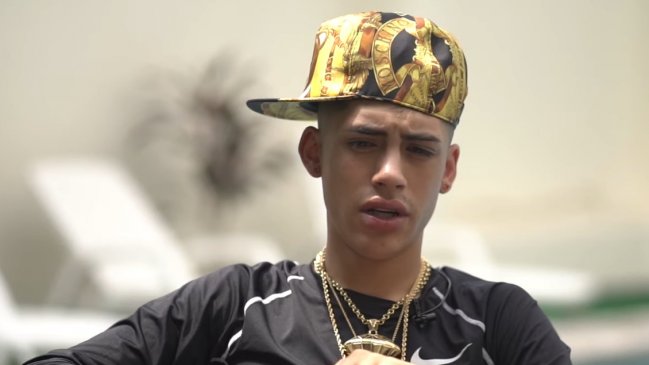 Cris MJ fue detenido por porte de drogas en el centro de Santiago