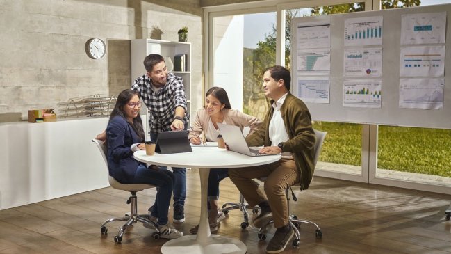 Feria laboral más grande de Latinoamérica ofrece 3.000 empleos