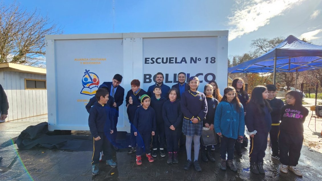 Victoria: Inauguraron nuevas instalaciones de escuela quemada en atentado