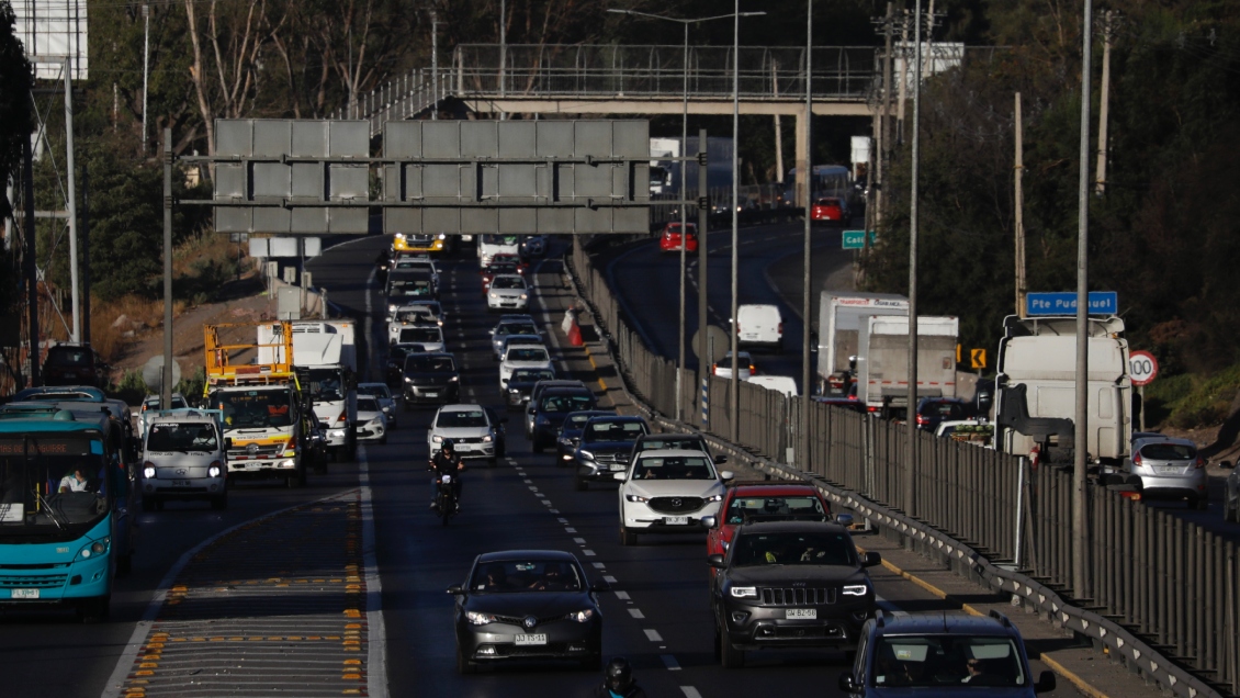 Fiestas Patrias: El mejor horario para salir de la Región Metropolitana el fin de semana