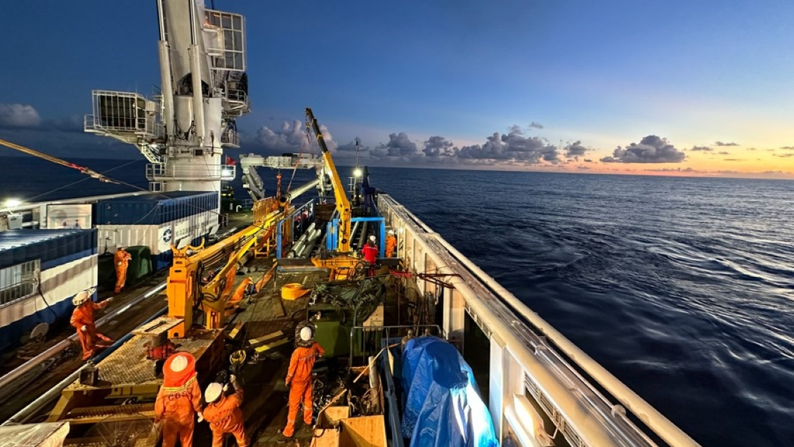 China logra gran avance en generación de energía térmica oceánica