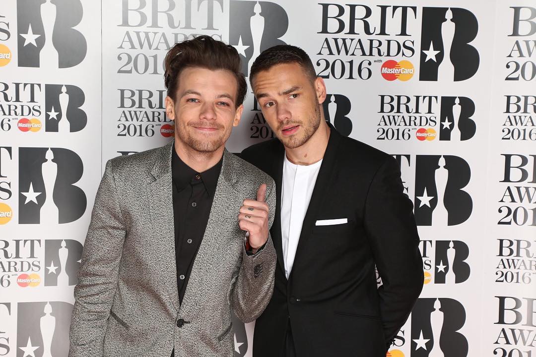 Liam Payne y Louis Tomlinson representando a One Direction en los Brits Awards 2016 Liam Payne y Louis Tomlinson representando a One Direction en los Brits Awards 2016
