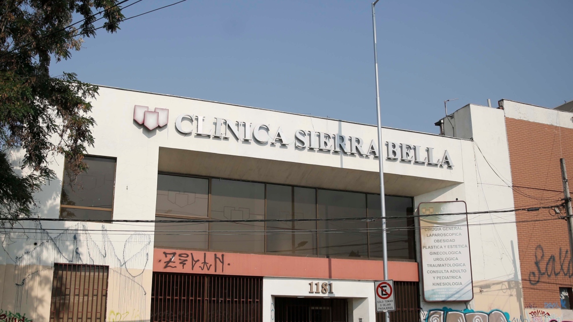 Corte sobreseyó a LarrainVial y Santa Bárbara en caso Sierra Bella