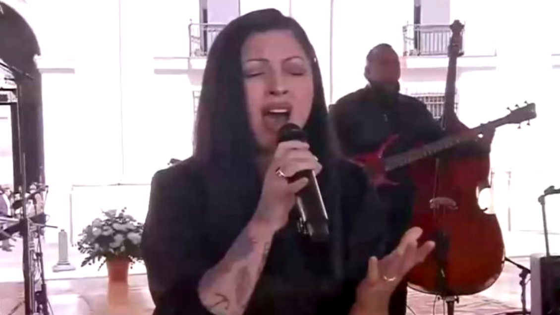 Mon Laferte a críticos de su show en La Moneda: 