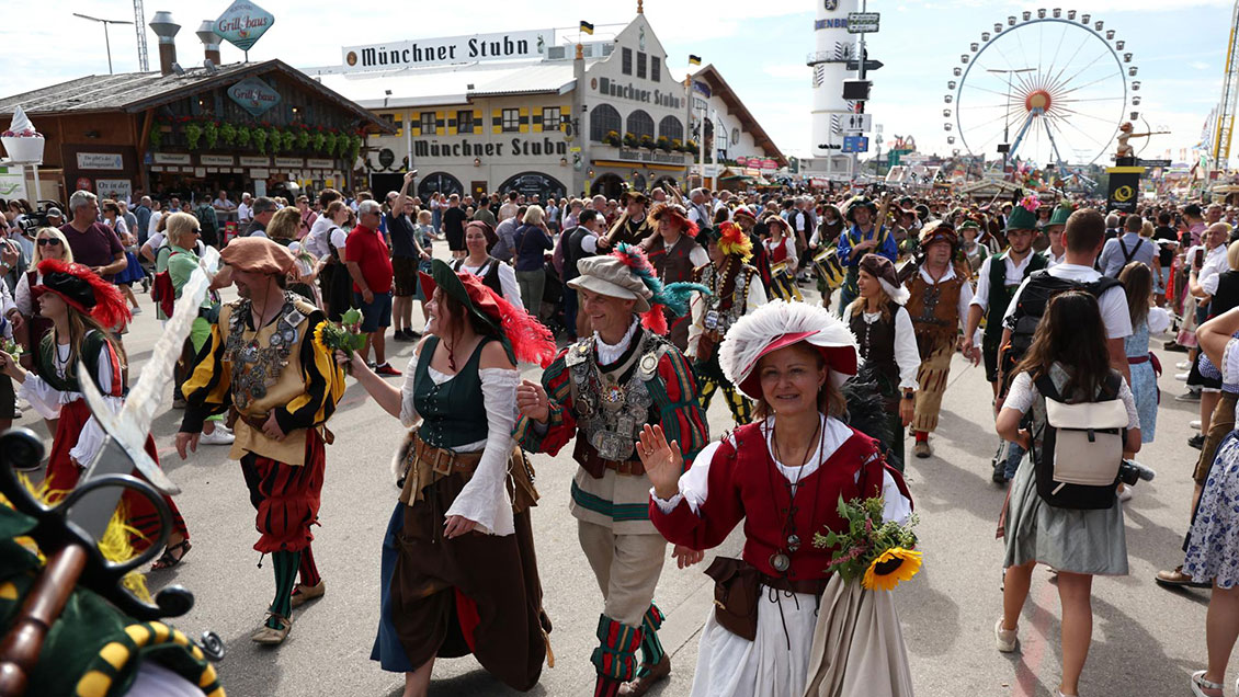 Oktoberfest de Múnich: Accidente en montaña rusa deja ocho heridos
