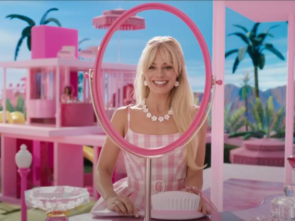 pelicula barbie imax chile margot robbie en pelicula barbie