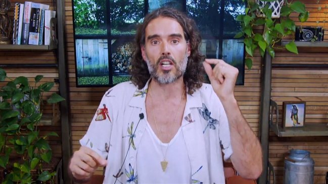 La BBC elimina contenido de Russell Brand tras acusaciones de violación