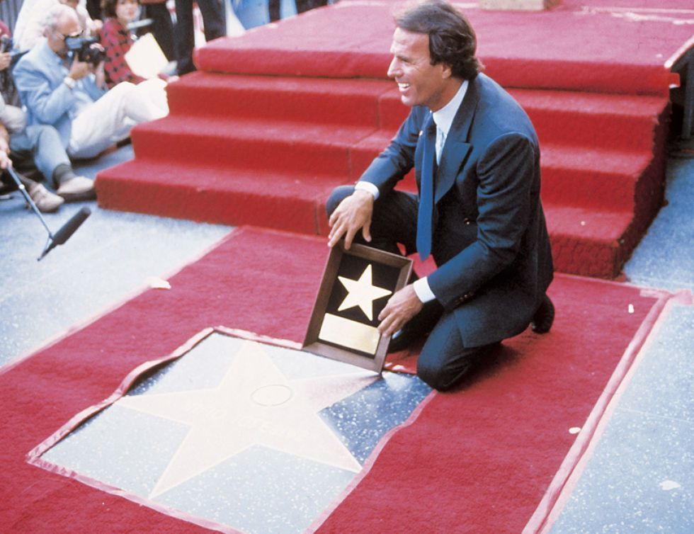 Julio Iglesias paseo de la fama
