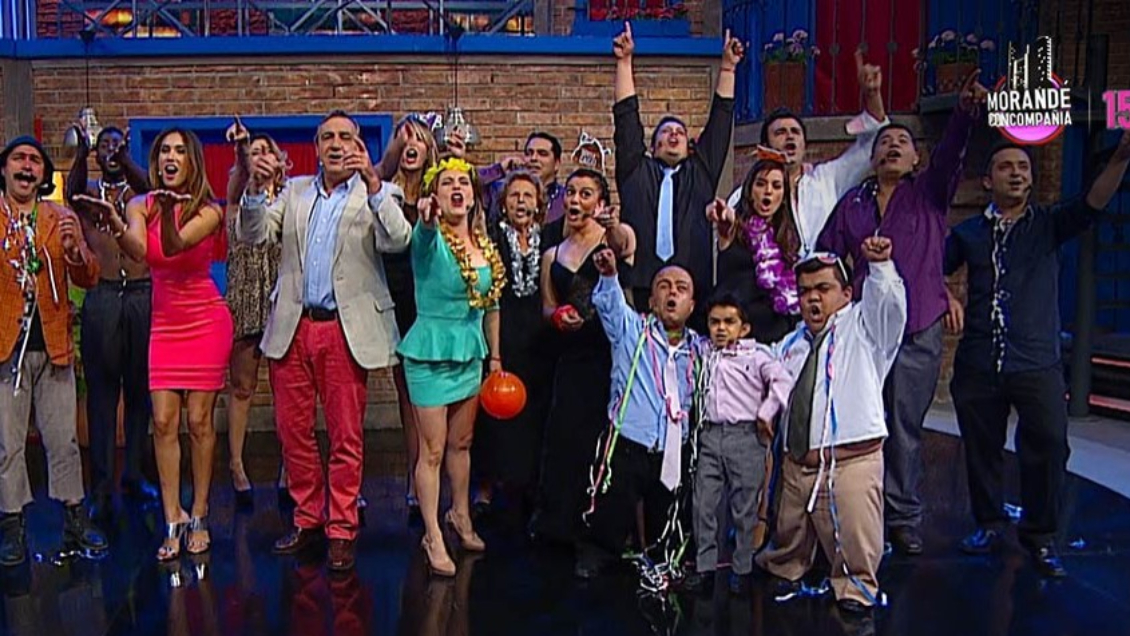 Kike morandé Kike morandé y las personas bajas de su programa